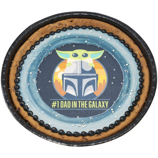STAR WARS™ The Mandalorian #1 DAD in the Galaxy Edible Cake Topper Image