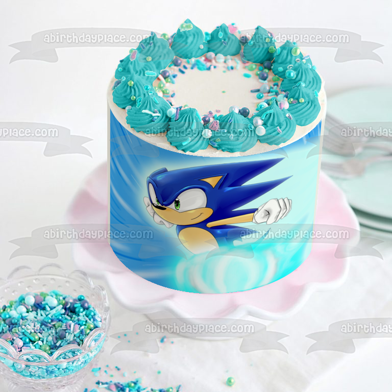 Sonic the Hedgehog Running and a Blue Background Edible Cake Topper Image ABPID07955