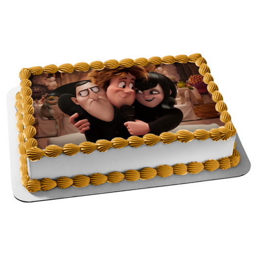 Hotel Transilvania: Transformania Drácula Dennis Mavis Imagen comestible para decoración de tarta ABPID55345 