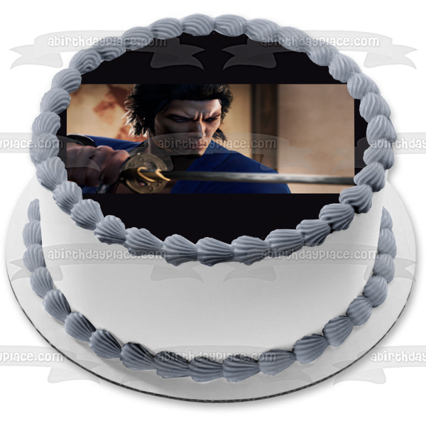 Yakuza como un dragón con un personaje jugable y su espada Imagen comestible para decoración de tarta ABPID57292 