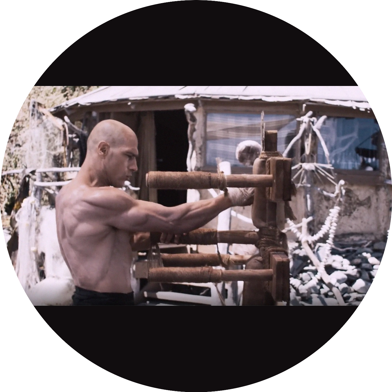 Adorno comestible para tarta El puño del cóndor Marko Zaror Imagen ABPID57569