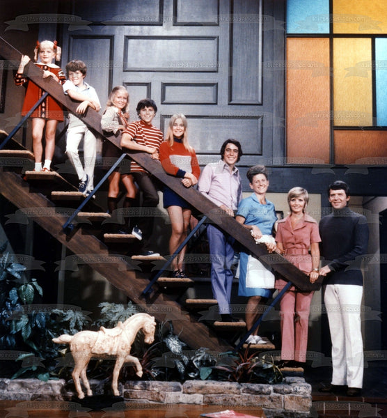 The Brady Bunch Cast Cindy Jan Marcia Carol Alice Mike Bobby Peter Greg Edible Cake Topper Image ABPID52254