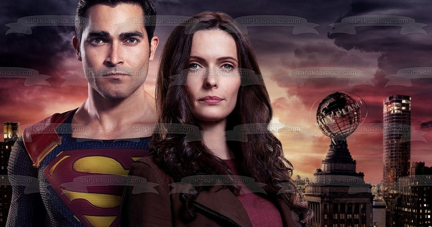 Superman and Lois DC Comics Edible Cake Topper Image ABPID53852