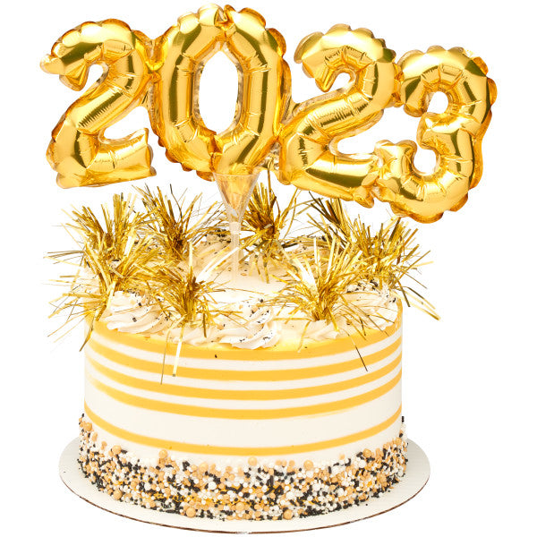 Gold 2023 Anagram® Cake Pic